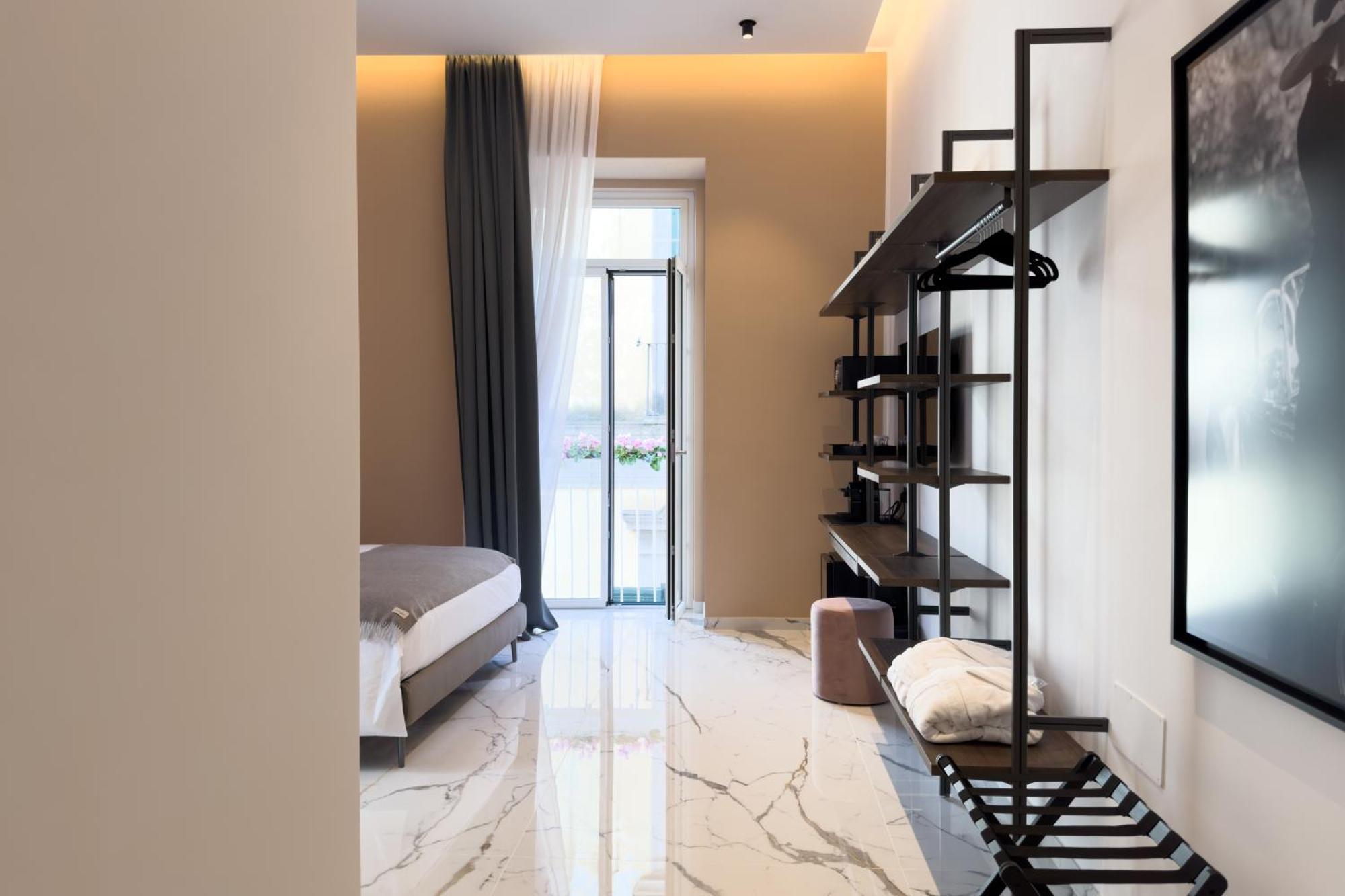 Insogno Suites Naples Exterior photo